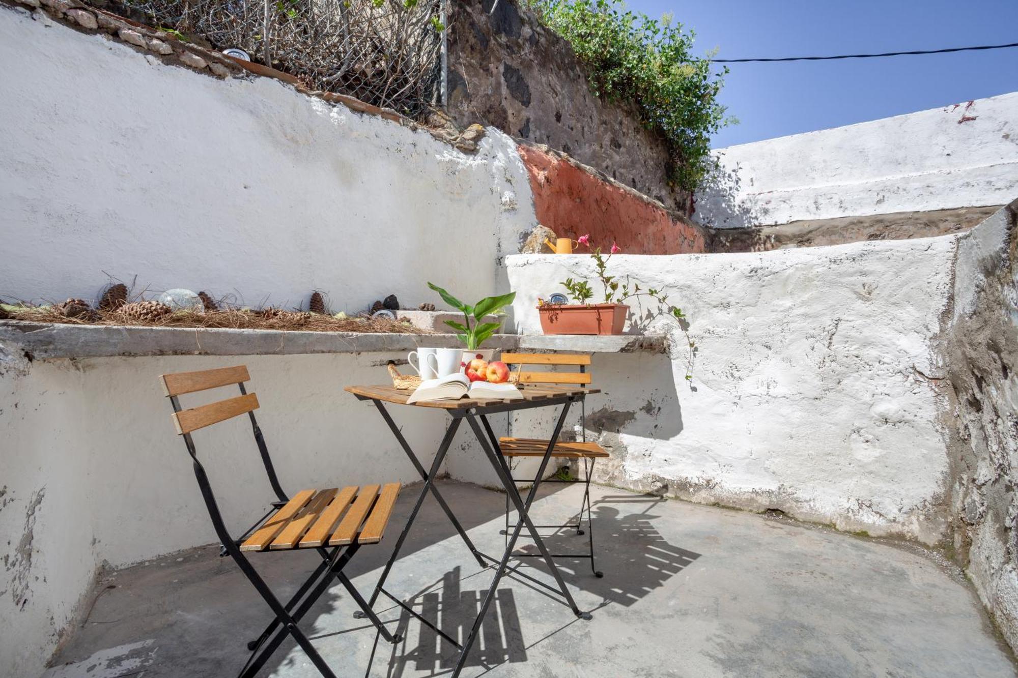 Un Jardin Al Mar Hotel Genoves ภายนอก รูปภาพ